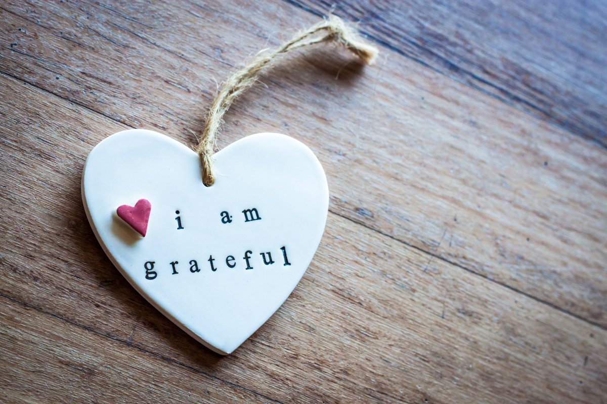 CompassRoseAca's tweet photo. The national conversation is so full of criticism and negativity that it can be difficult to find opportunities to express gratitude. Here are some tips to begin cultivating a grateful home. https://t.co/ZSQvbfsAtF https://t.co/pf3jWPqBuI