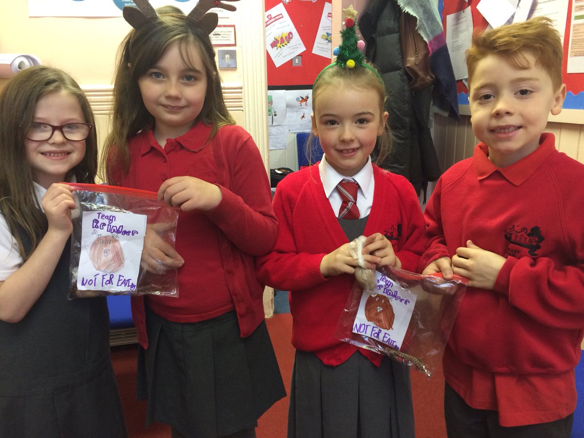 LiffPS's tweet photo. P2/3 pitching their enterprise project to Mrs H. Playdough modelling kits 🤔... Creative, Christmas, fun, and smells great - sold!! #LiffLearningLegends #ProudHT https://t.co/sWsjEdDoT9