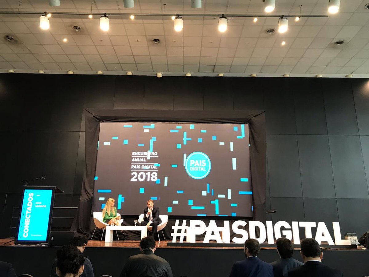 AlexCampbellOK's tweet photo. Participando del Encuentro Anual de #PaísDigital donde los municipios y los vecinos son los protagonistas de esta nueva etapa de modernización y transparencia que tiene como objetivo otra forma de pensar el Estado abierto, accesible y colaborativo. @andreshibarra https://t.co/5gYp8k7oeW