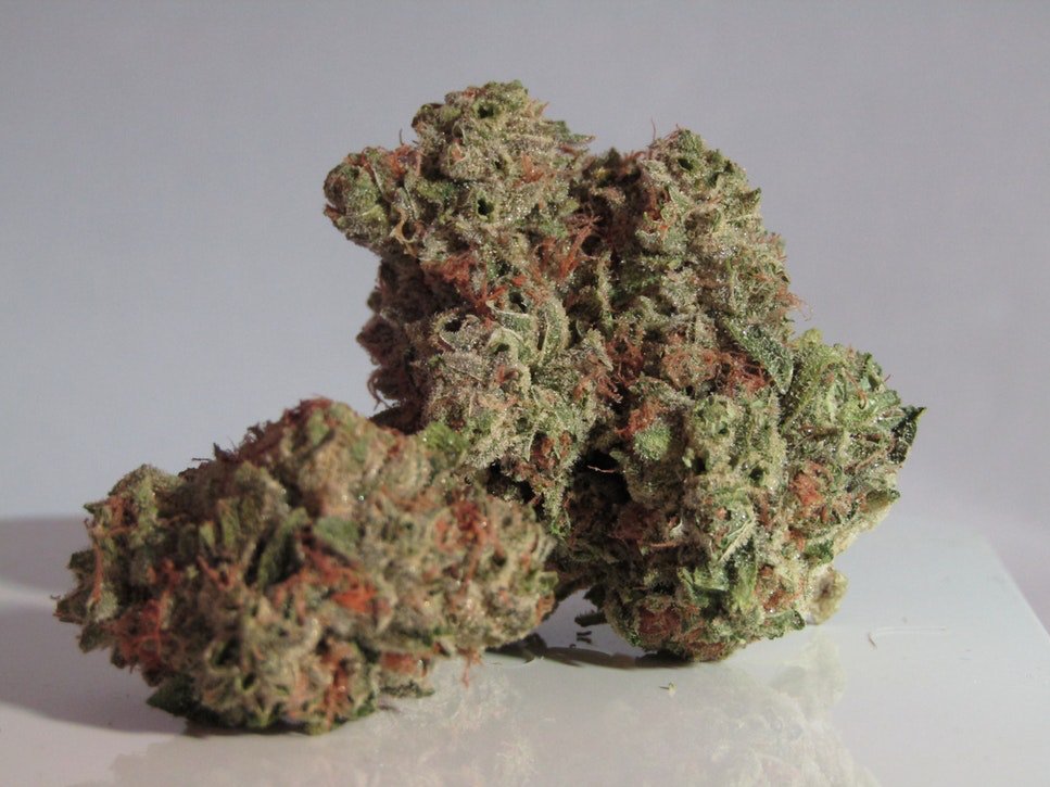 lineagegrow1's tweet photo. Lineage is focused on creating premium branded products made from exceptional quality #cannabis that’s cultivated in craft-style grow operations.  https://t.co/btqClKun9x https://t.co/of1w8o3JMX