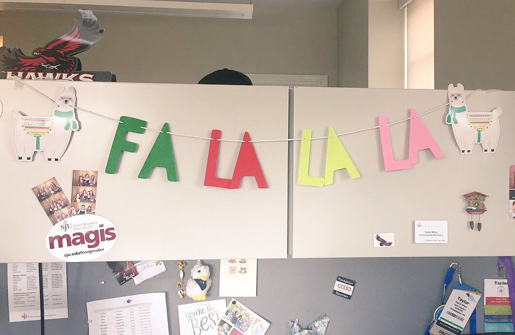 SJU_Taylor's tweet photo. Feeling festive in the Admission Office this week! I hope all future Hawks enjoy their holiday break next week! #BeAHawk @SJUAdmissions #Hawk23 https://t.co/6CcFVcFIFG