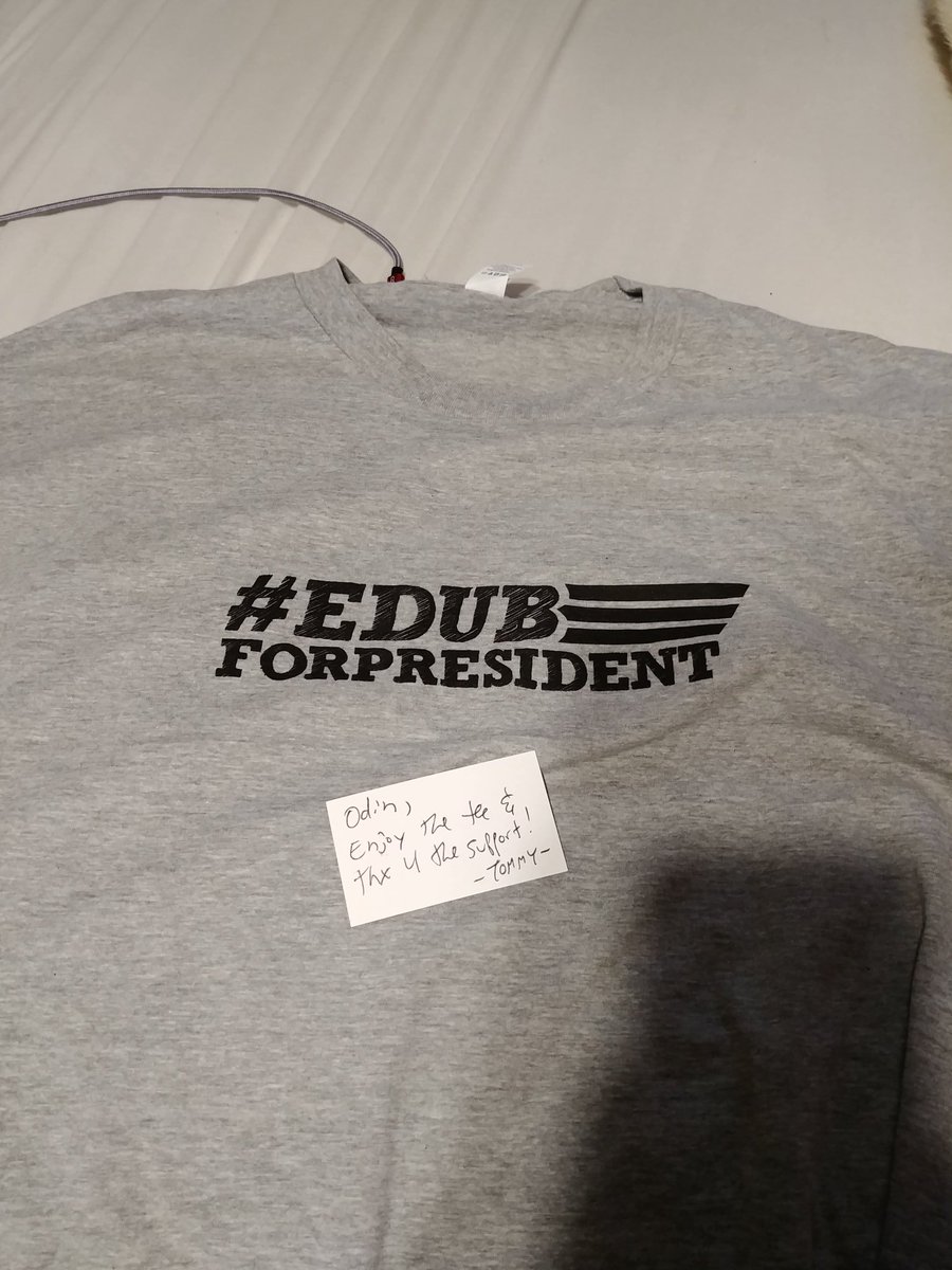 Courageousodin's tweet photo. holy shit i dont know if this is from my reddit secret santa or someone else but this is legit the best gift i have been given in years #edubble #redditgifts https://t.co/EFXhiG9Ege