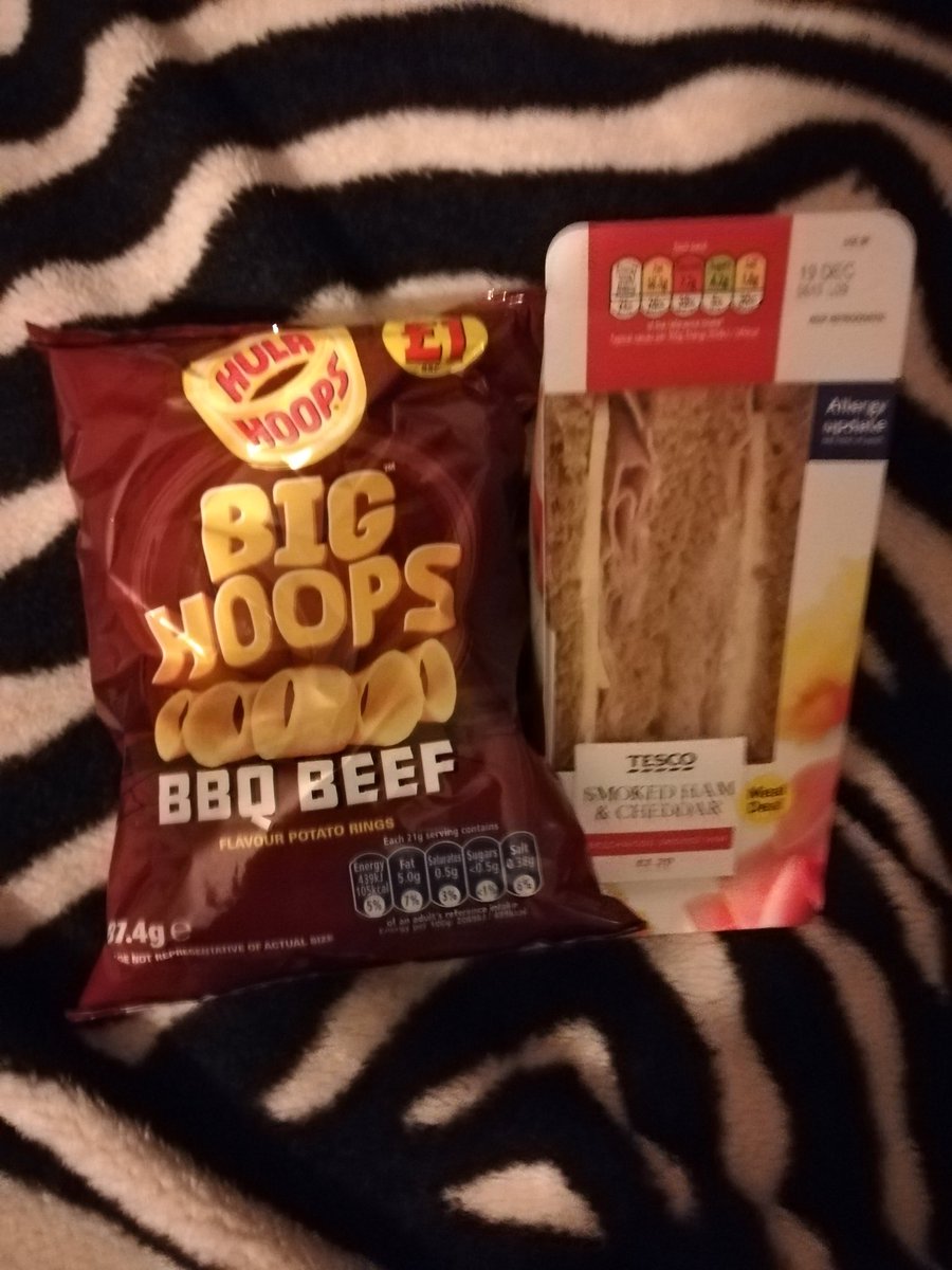 BastionDarren's tweet photo. My #RAWSnacks tonight https://t.co/bYF8pwMN7Q