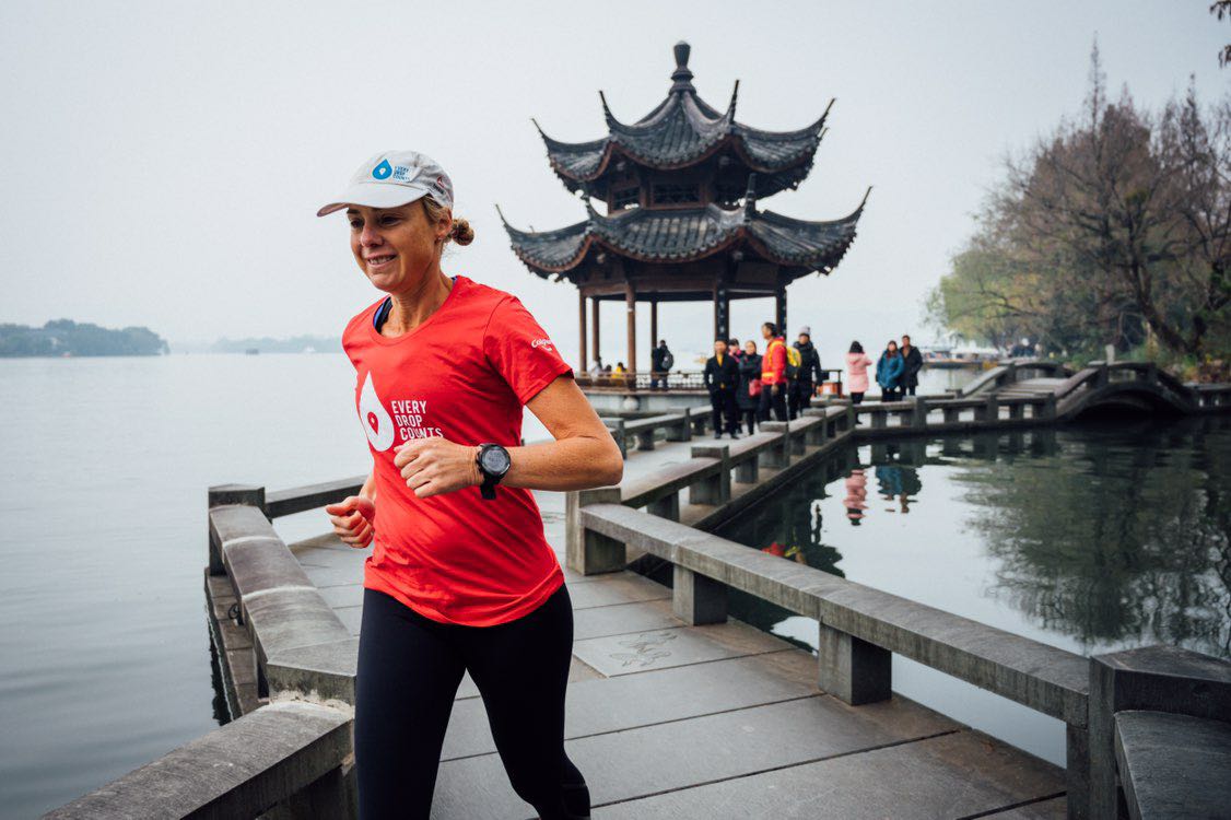 minaguli's tweet image. As we enter the next leg of #RunningDry, I want to reflect on my time in China. From meeting students to learning about the work tackling water scarcity, I left feeling emotional but inspired. I appreciate @Colgate for supporting me on this movement for change. #ColgatePartner