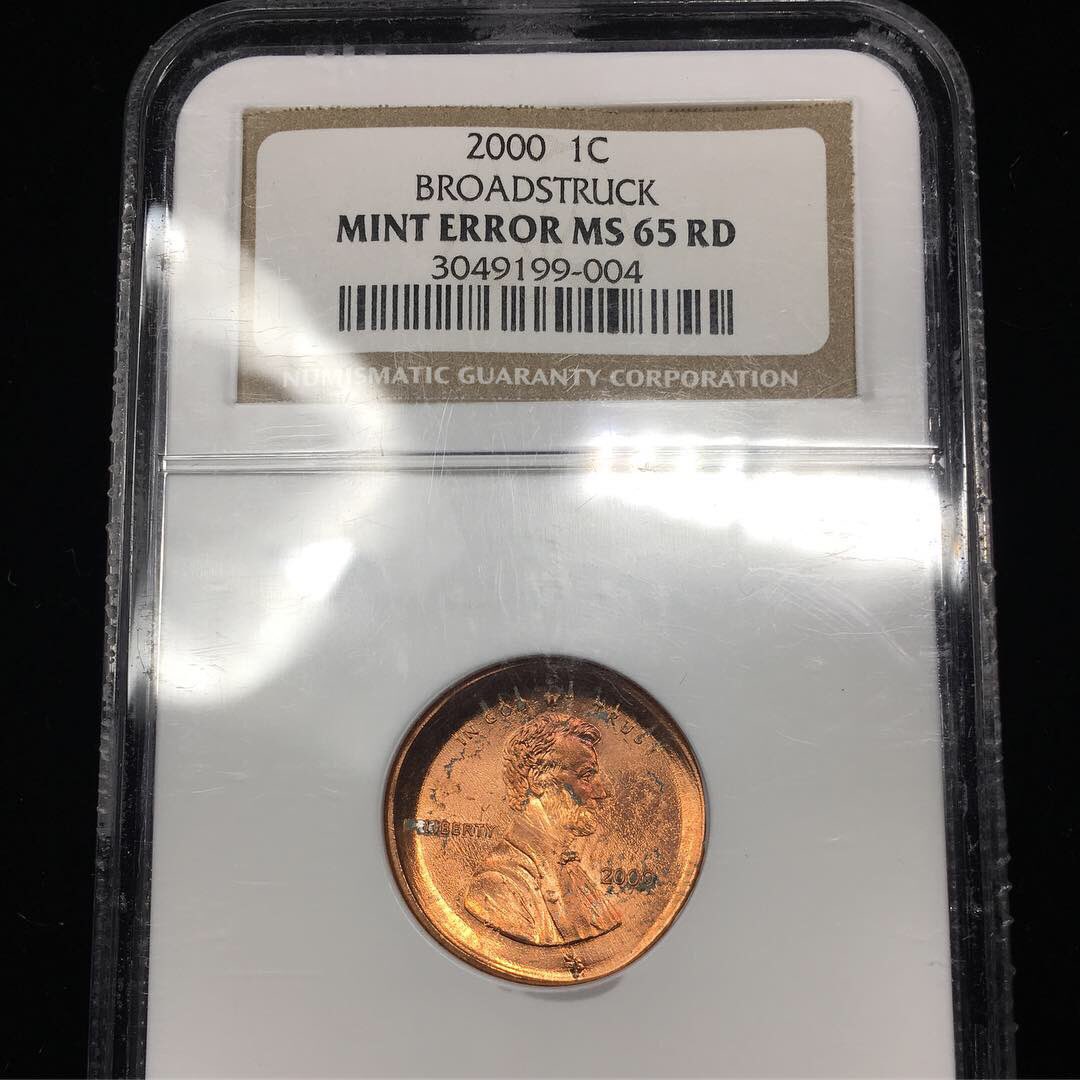 OldPuebloCoin's tweet image. A broadstrike error occurs when the coin is struck without the collar—a ring that forms the edge/rim and shape of the coin. The error coin will have a greater diameter than a normally struck coin. 

#minterror
#coins