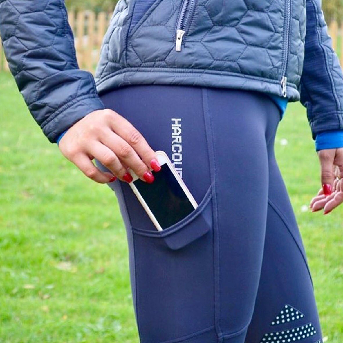 Just Equine tweet media