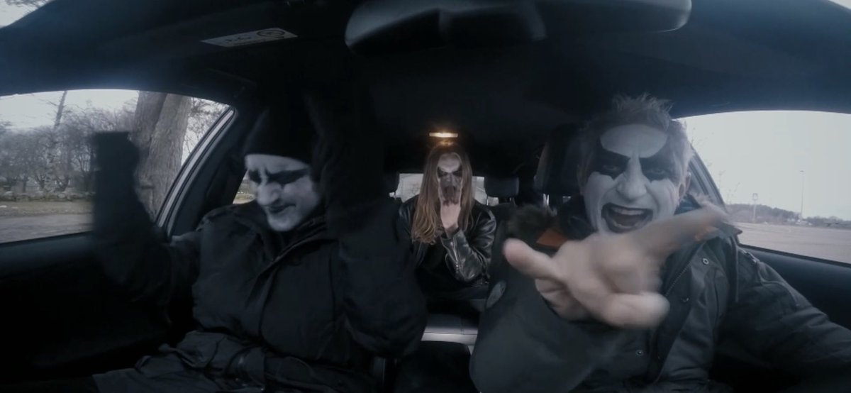 GRACIAS a tod@s por estar ahí 🤘🏼😎🤘🏼 gracias a @cero una vez más por atreverse a hacer otra tele y a <a href="/jonsistiaga/">Jon Sistiaga</a> y a <a href="/joeorive/">Joe Pérez-Orive</a> por compartir esta aventura! #JonYJoe #orgullocañero