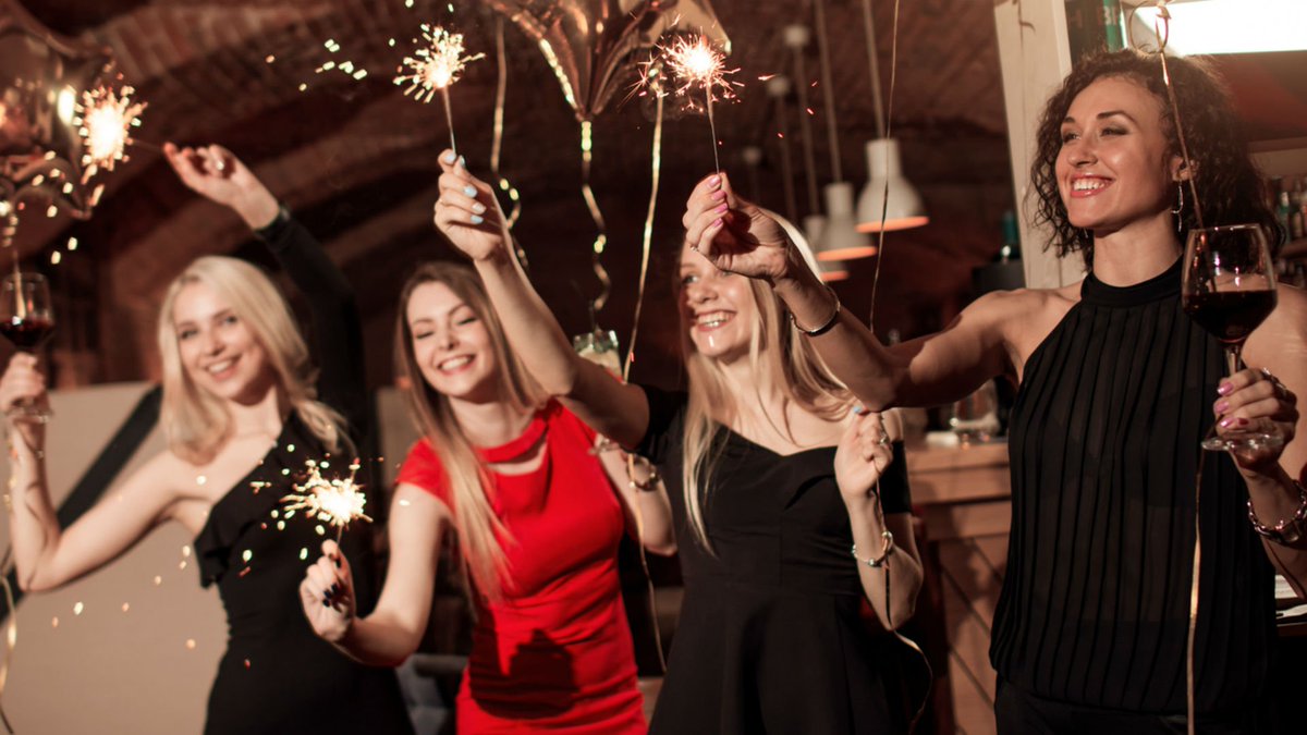 At 10: The festive party season is in full swing - why do we feel we have to dress up? And if we do want to –what should we be wearing? <a href="/FrankieGrad/">Frankie Graddon</a>  gives us the low down on party dresses. bbc.in/2EuJJ2b