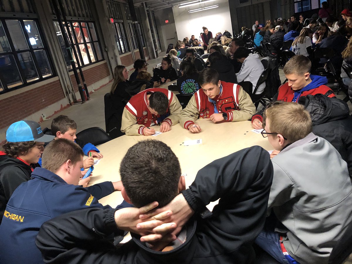 ecarlsonshs's tweet photo. Working through executive decision scenarios and writing thank you notes to the troops. More great opportunities at the @mascmahs and @DetroitPistons leadership event. @glasecki3 @MrCarlsonSHS https://t.co/72DZWMXcVO