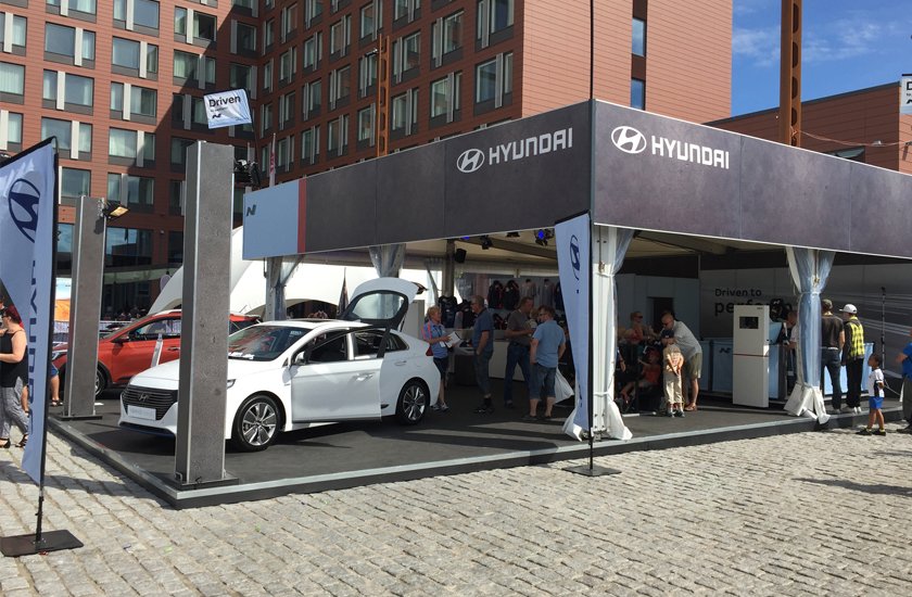 berlin1077's tweet image. 📻| @eduardosmok  🚘#AutoAlDía. @autoaldiatv
 
Hoy hablamos del lanzamiento de #Honda WR-V, el stand de @HyundaiARG en la costa atlántica y los escapes de #Silenpro

|Todos los #Lunes 19hs | Escuchálo por 💻 radioberlin.com.ar