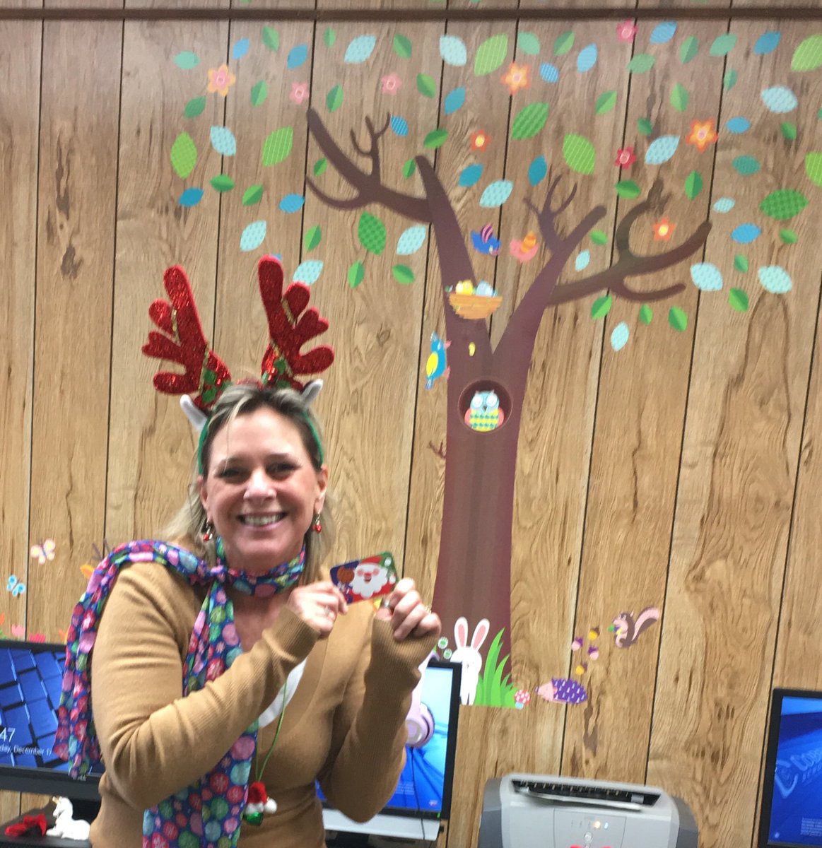 Winner! Winner! Thank you for the likes!!