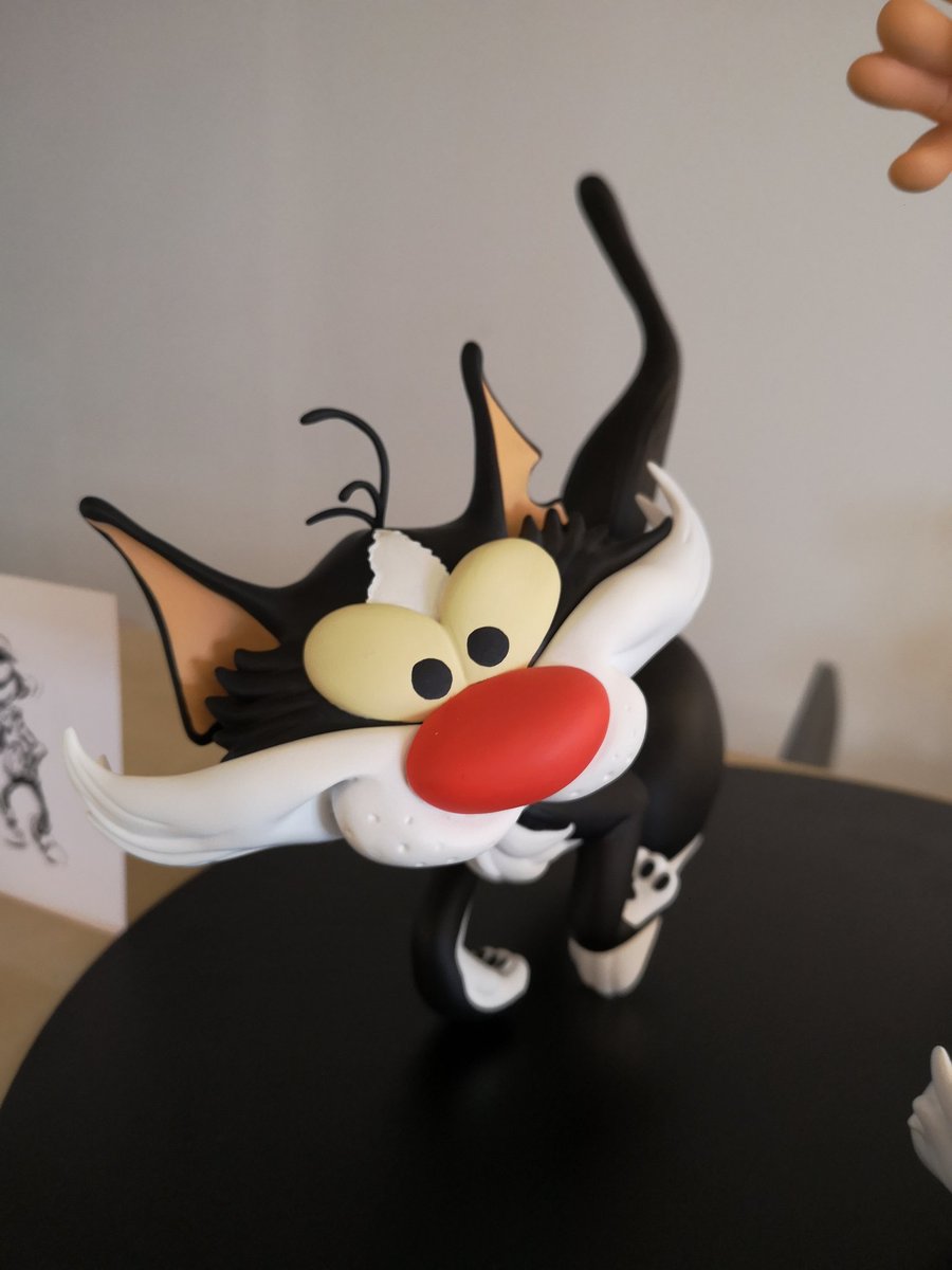 MathieuFrossard's tweet photo. Projet fini de ma réalisation du Cas Lagaffe.
#franquin #parabd #Figurine #gastonlagaffe #3D #zbrush https://t.co/fNC1PtCMSU