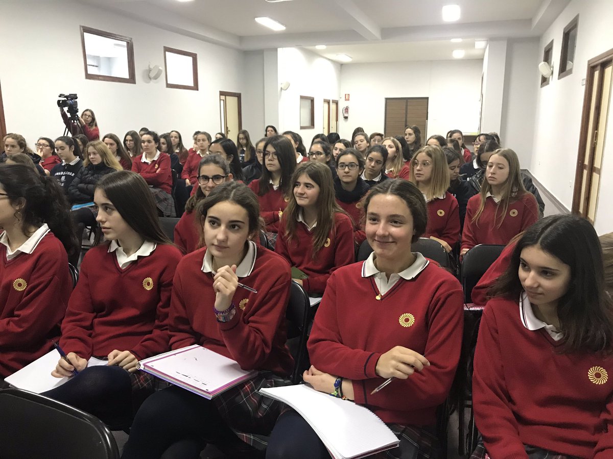 Primer día de VIII Jornadas de Jóvenes Emprendedores colabora <a href="/cadejaen/">Andalucía Emprende Jaén</a> gracia