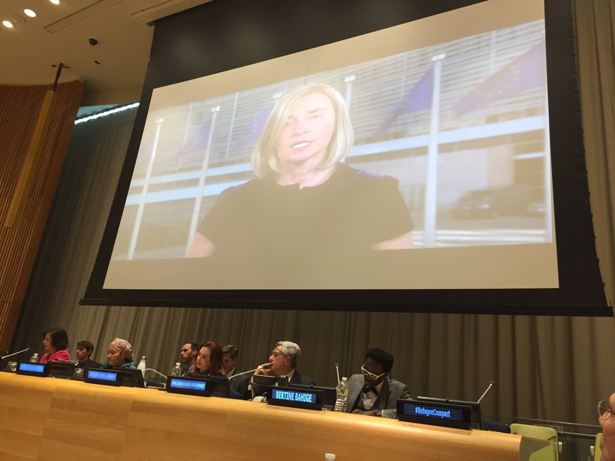 MahmoudSaikal's tweet image. All refugees are looking for is hope! Today’s historic adoption of Global #RefugeeCompact at #UNGA73 is the dawn of a new hope for refugees. 
Afghanistan is proud to be part of history for chairing the informal consultations of the Compact in New York &amp;amp; Geneva. #WithRefugees