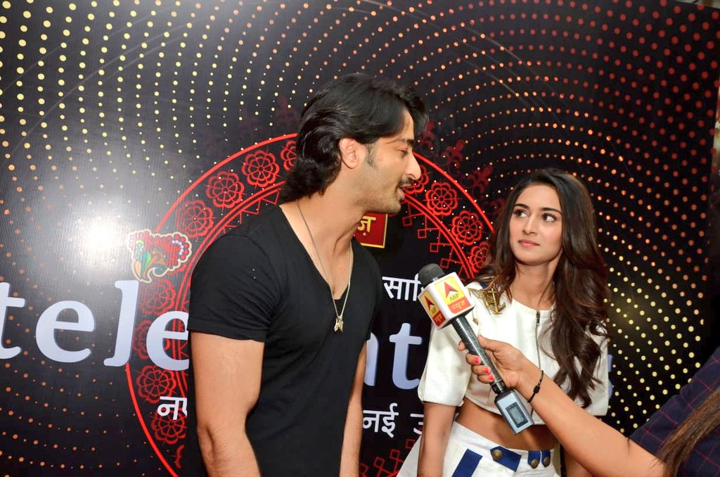 DevAkshiFanClub's tweet photo. #ShaRica segment after soo long don't forget to tune into @SBSABPNews at 2.30 pm 
@Shaheer_S @IamEJF
😍😍💃💃♥️♥️🤧🤧 https://t.co/jausa28lVS