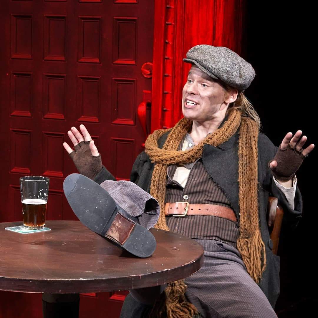 RandyHarrisonSp's tweet photo. "Preparing for the chaos with something cold in my hand.
.
#ChristmasOnTheRocks #ChaosCurls #Cocktails"
.
#TwistedTradition #ChristmasRocks #theater #hartford #HartfordHasIt #TheaterWorks #TheaterWorksCT #RandyHarrison
https://t.co/cRwOMfVJKe https://t.co/ZHqomHKqq2
