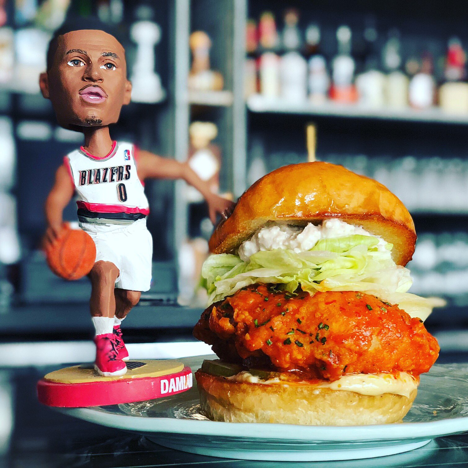etnisch Somber terwijl Tough Luck on Twitter: "Hey Blazers fans (or people who are just hungry  and/or thirsty): During each and every game you can get our Rip City Red  Hot Sandwich (our spicy fried