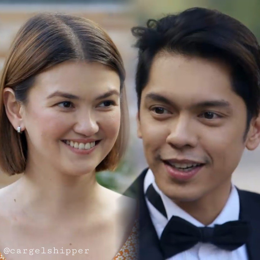 GelShipper's tweet photo. Eye connection is far more intimate that words can ever be but gestures and words put together, uugghh, KILLER!
#TeamHarTty #DocHarold #Patty #CarGel #CarloAquino #AngelicaPanganiban #PlayHouseDoubleDoubleDate #GMOunit @angelica_114 @carloaquino11 @playhouseph @GMOunit @vaughnic https://t.co/UWGUIicUkp