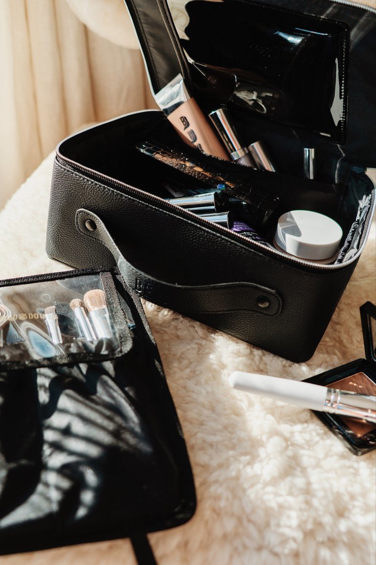 beis the carry on cosmetic case