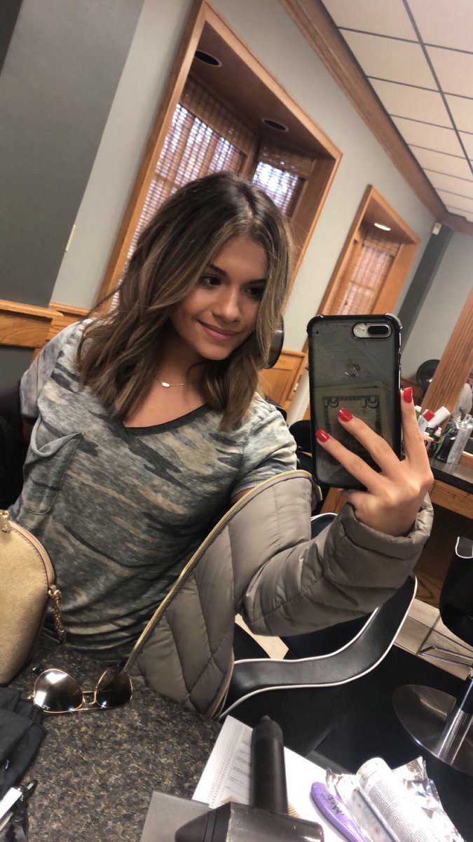 annaaclinee's tweet photo. I know yβall are tired of seeing my hair but i love it soo ππΌββοΈ #blondeforthewin #sumdiff https://t.co/WVYLX3p0P8