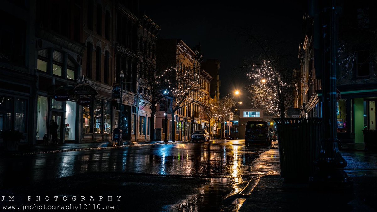 JMPhoto12110's tweet photo. Normally shoot sports stuff but here’s something a little different. #enjoytroy https://t.co/ylWgKqmM2c