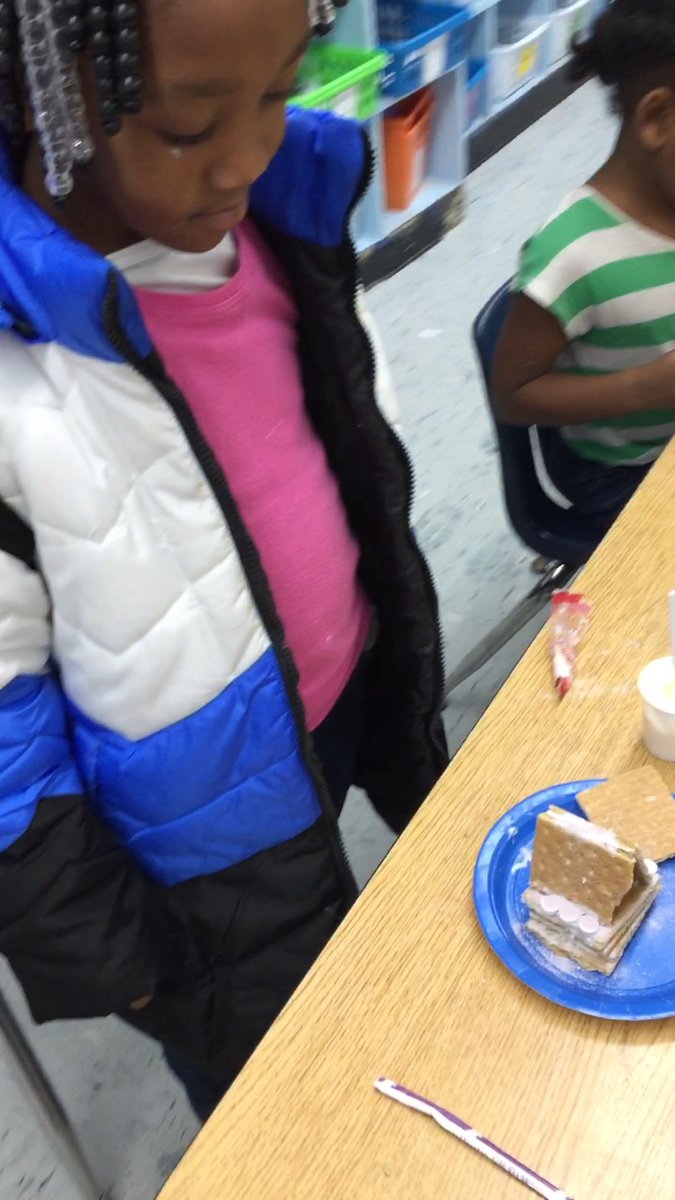 parker_fun's tweet photo. Students being engineers @parker_fun  @EMRollinsElem https://t.co/uLyCrP6Gng