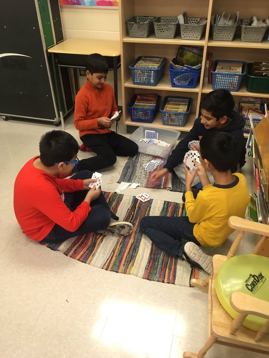 MsDudzik's tweet image. Enjoying some time together.
#classroomcommunity #softentry @MandelaPS