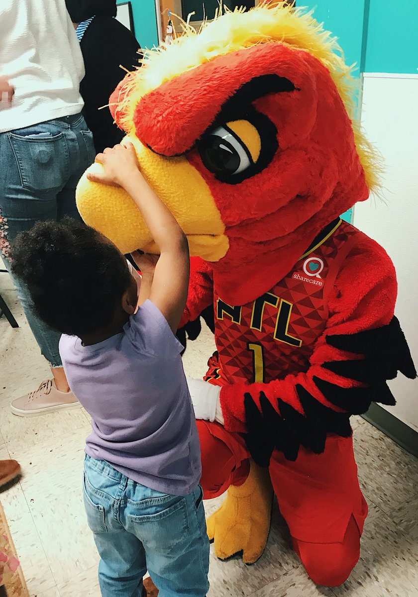 RestorationATL's tweet photo. We loved having the @atlhawks on campus tonight! Thank you for serving and loving our families so well! #TrueToAtlanta https://t.co/hLidmtjrfu