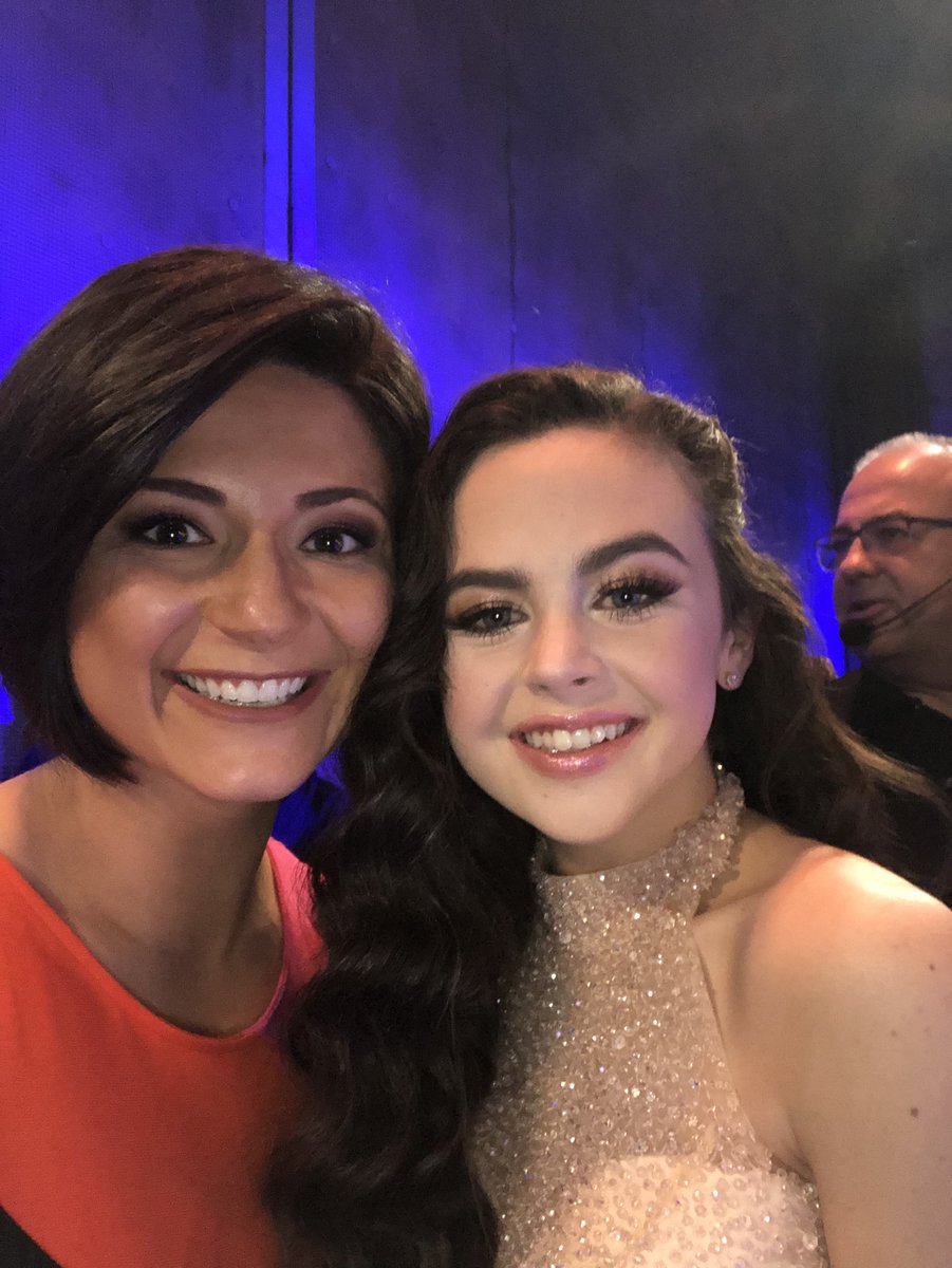 TessaMentus's tweet image. That’s it, #NewMexico! It’s now all up to you! #VoteChevel #TeamChevel @officialchevel @kelly_clarkson @KOB4