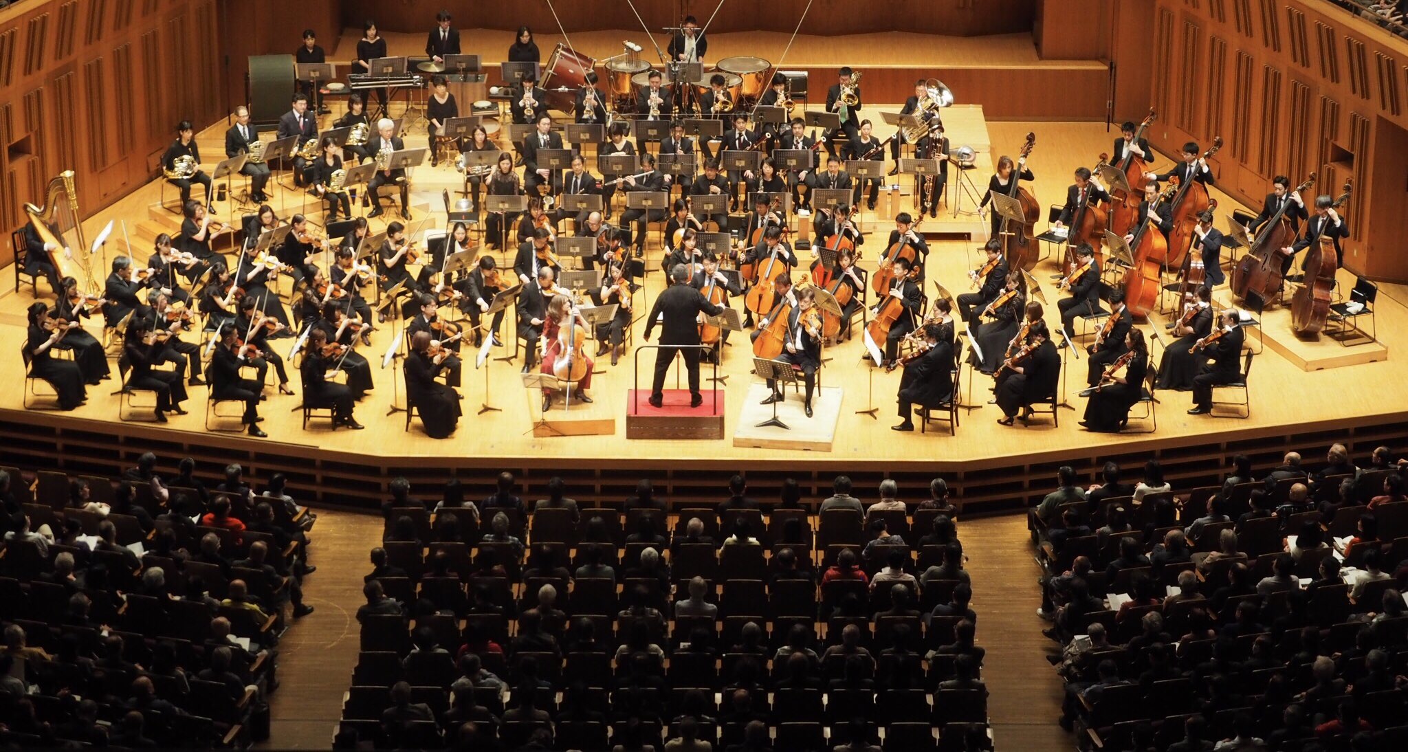 東京都交響楽団 Di Twitter Alan Gilbert Led The Tmso In Spain Program Featuring Tanja Tetzlaff Vc And Manabu Suzuki Va 12 18 火 東京芸術劇場 指揮 アラン ギルバート チェロ ターニャ テツラフ ヴィオラ 鈴木 学 R シュトラウス 交響詩 ドン