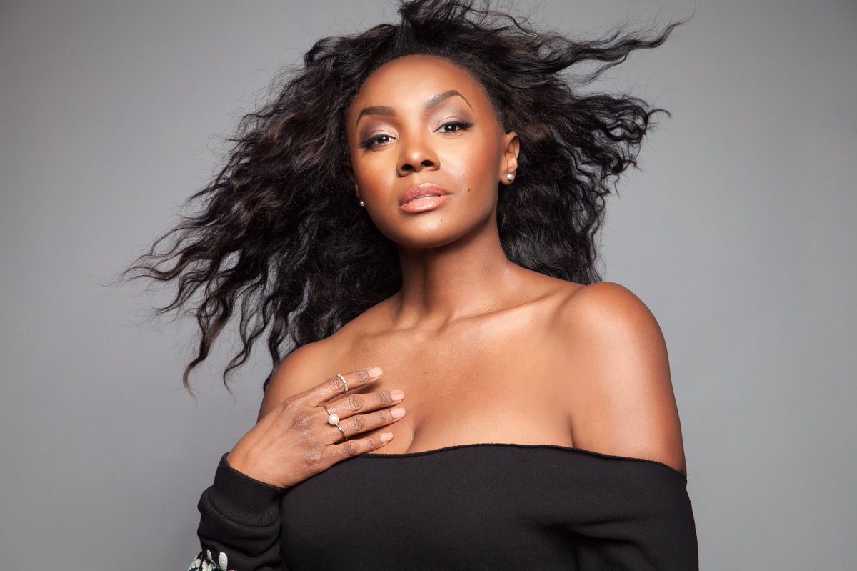 SayconSengbloh's tweet photo. Ask your #Amazon speaker to โOpen #WestworldtheMazeโ my voice will guide you through an amazing game. Iโm Saycon & Im Rose #SayconSengbloh #Saycon #HBOWestworld #AmazonAlexa #AmazonEcho #Alexa #Echo https://t.co/kZ45AEXff9