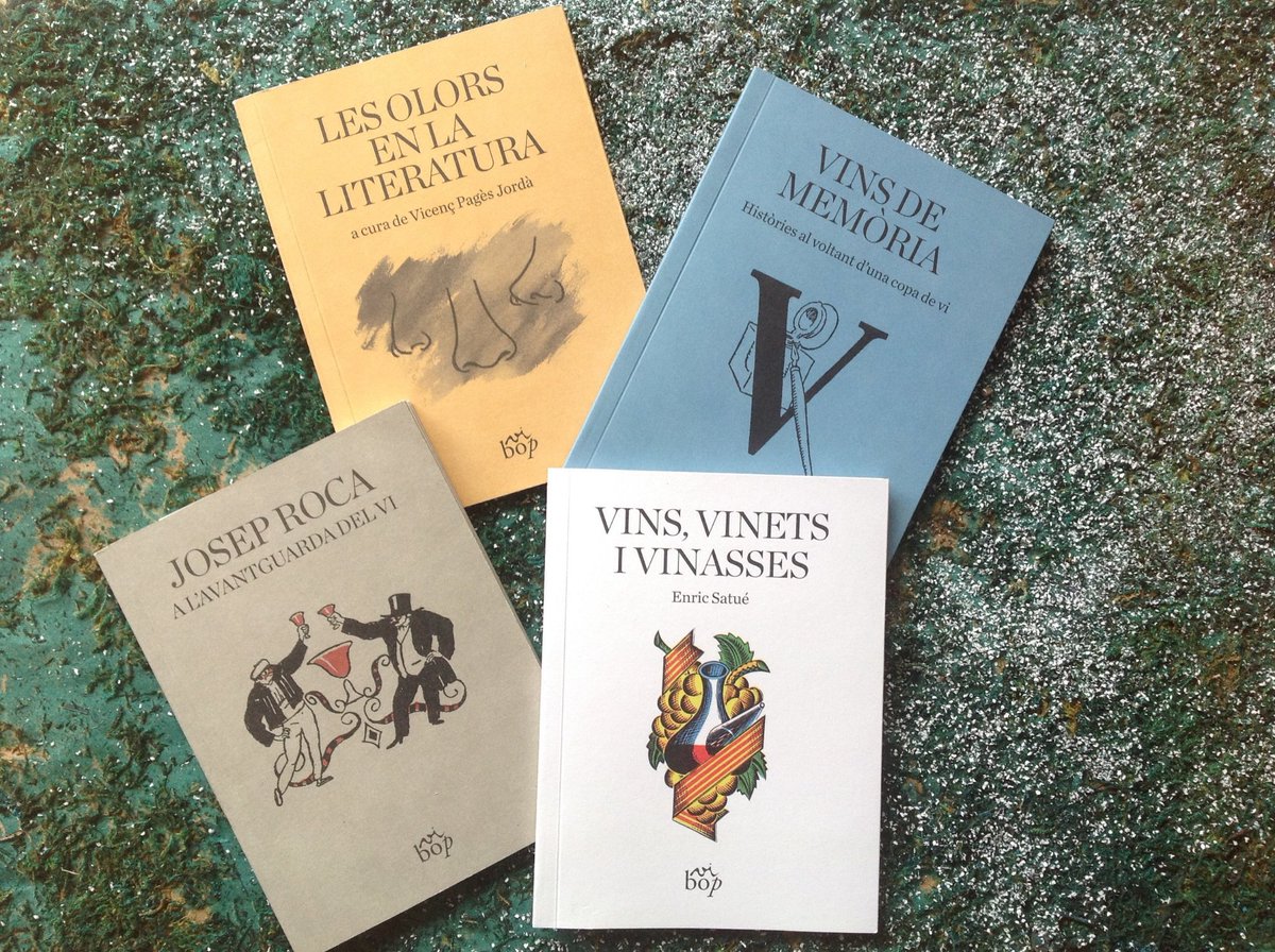 vinseum's tweet photo. #llibresdevi Desembre 2018. Avui no us presentem 1 llibre sinó 4. Tots pertanyen a la col·lecció Envinats, de l'editorial Vibop i tenen com a objectiu donar a conèixer la relació del vi amb la cultura i la creació.
Llegir + https://t.co/5ByTkKHP2v https://t.co/fesuhIDt7K