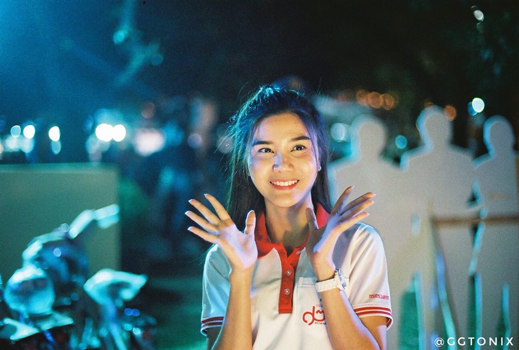 ggtonix's tweet image. คุณพรรษา~💕 เพิ่งได้เอาฟิล์มไปล้างแหละ #PetchSweat16 #NikonFM2