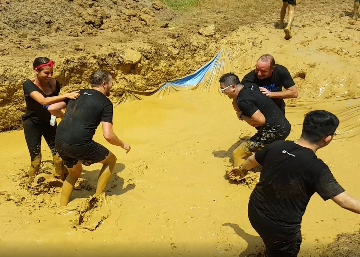 Protecht_Risk's tweet photo. Team #risktaker made it! We had heaps of fun running through foam and mud last Saturday in Sydney to #GetFilthyClean at the @The5KFoamFest. It's not too late to support kids with critical illnesses: https://t.co/Sf6UaFbXpk to get involved. @MakeAWishAust πββοΈπββοΈπ
https://t.co/2NAPz8mC13