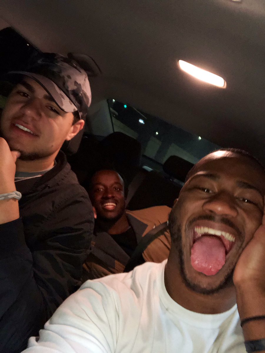 ballislife1818's tweet photo. #FirstSquad est. β07 π€πΎ https://t.co/m7SxXgPSI6