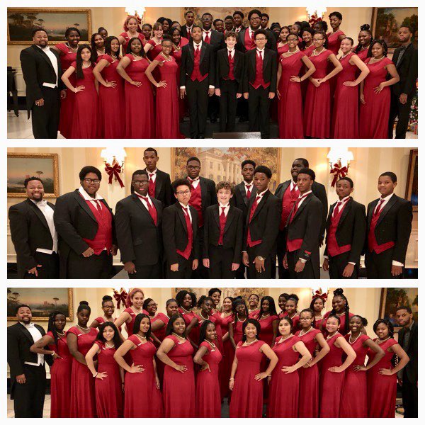MJHSChorus's tweet photo. Maynard Jackson Concert Choir at the Governors Mansion!!! https://t.co/FPiD07Ctqq
