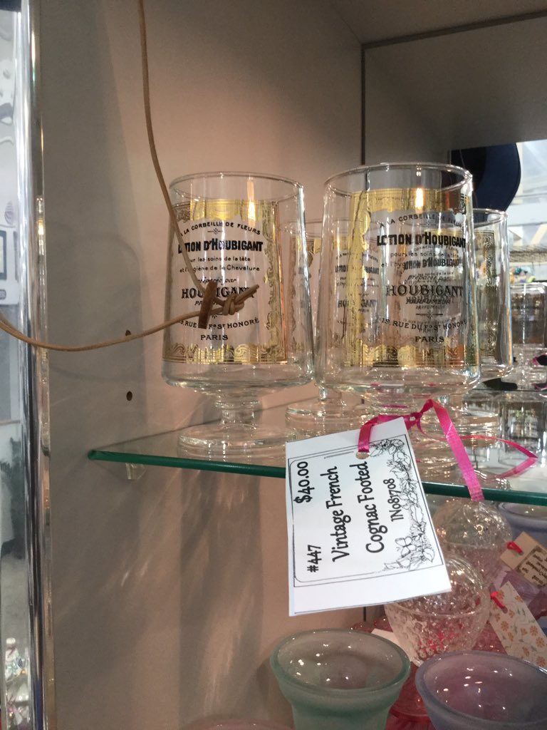 Gratefulmuse's tweet photo. We have lovely gifts for your special someone. Vintage bar ware, Kitschy retro gems, fun mid century modern and the best handmade vintage beaded ornaments. Come visit us at Midtown Mercantile Merchants off Speedway in Tucson. #ChristmasGift #vintage #Tucson #cocktails #ornaments https://t.co/DYy1ECK928