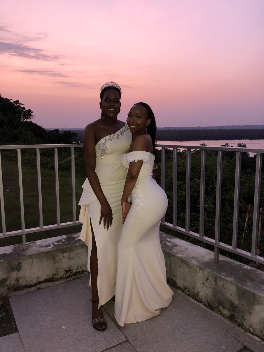 san_deeeeee's tweet photo. Snatched #TL2018 https://t.co/u5l0eTisUM