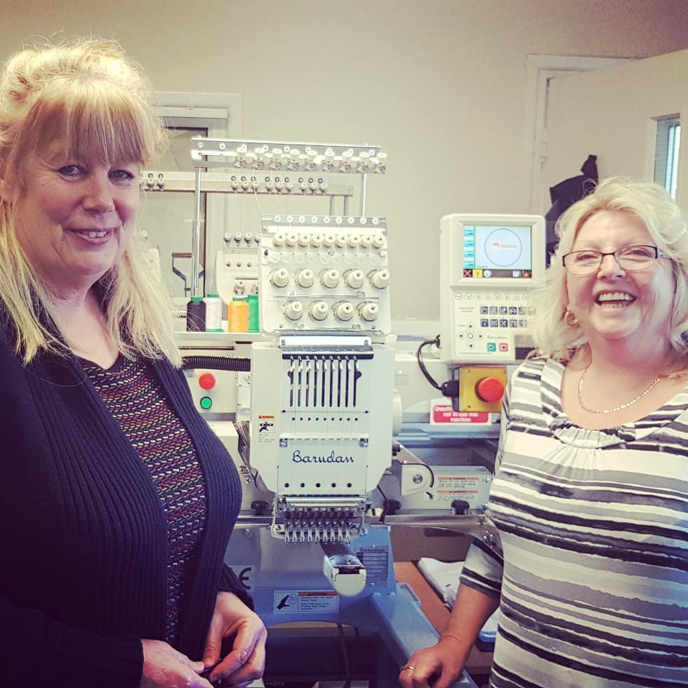 BarudanUK's tweet image. 2 new #Barudan #singlehead #embroiderymachines delivered and installed to this well established 35 year strong company. Specialising in all things Angling! 🐟 Sandra on the left is a former Freshwater Ladies World Champion..Twice! Two very talented and ever-so-lovely ladies here!