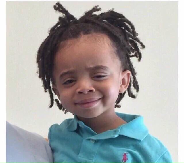 Sechaba43300248's tweet photo. Celebrities sometimes niyasdakelwa, bona they are allowed ukusthela ngamanzi nongotshwala but if we throw a can full of beer siyamosha https://t.co/XncFJ8YtU7