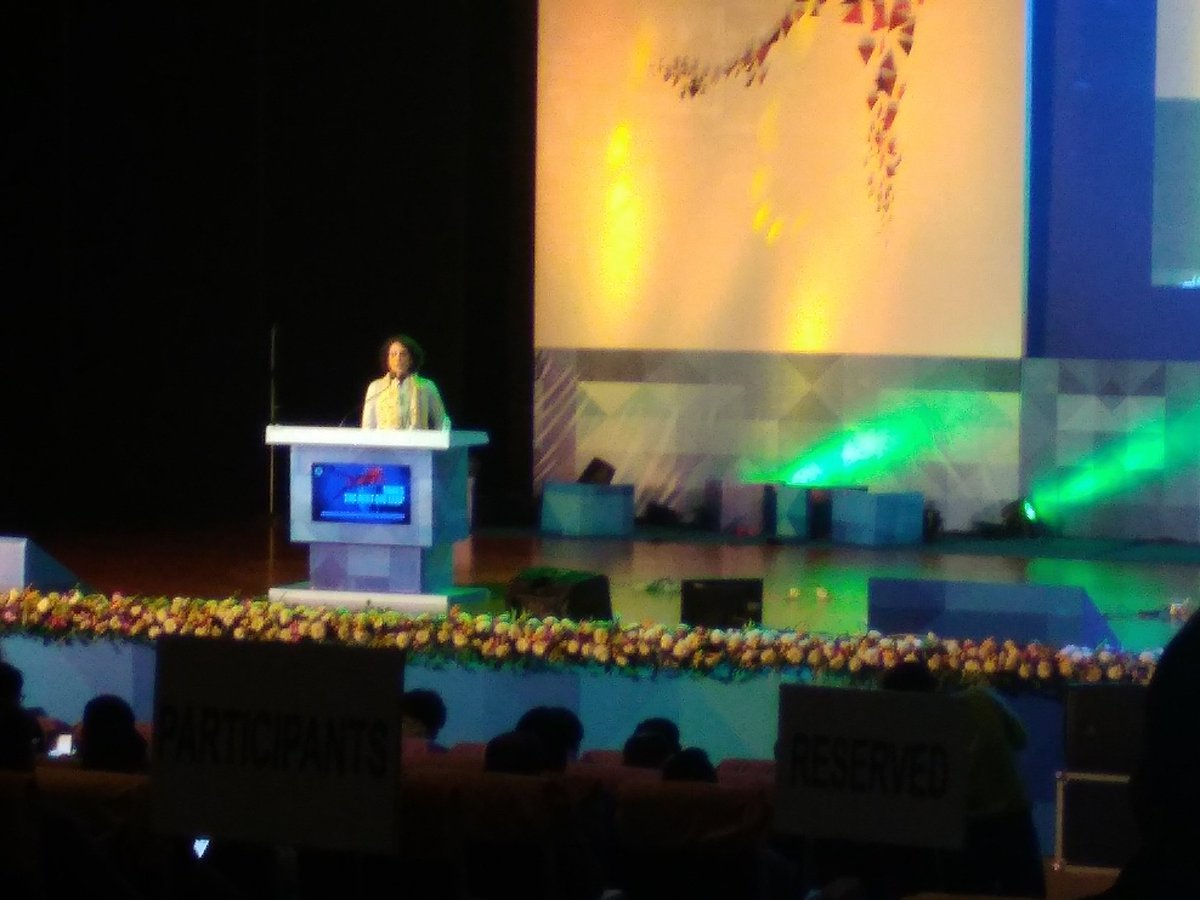 riddhibhadoria's tweet image. #GBCKolkata
Let's start with the second key note session on 'Blockchain- origins and current status, &amp;amp; general view on LATAM situation'by Ms. Rosine Kadamani,Blockchain Academy,Brazil

#learningcontinous
#Day1
#blockchaintechnology 
#knowledgeday