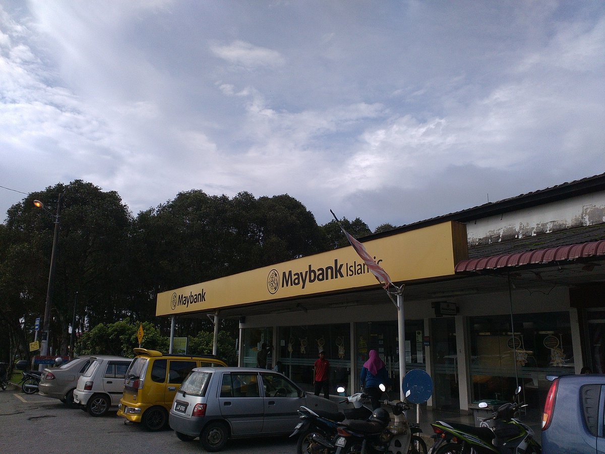 بولتين جوهرさんはtwitterを使っています Mymaybank Bandar Tenggara Antara Nadi Pusat Bandar Bandar Tenggara Sekian Lama Terima Kasih Kepada Pengurusan Kerana Tidak Berpindah Ke Kawasan Baharu Di Taman Perumahan Berhampiran Kalau Tidak Sudah Tentu