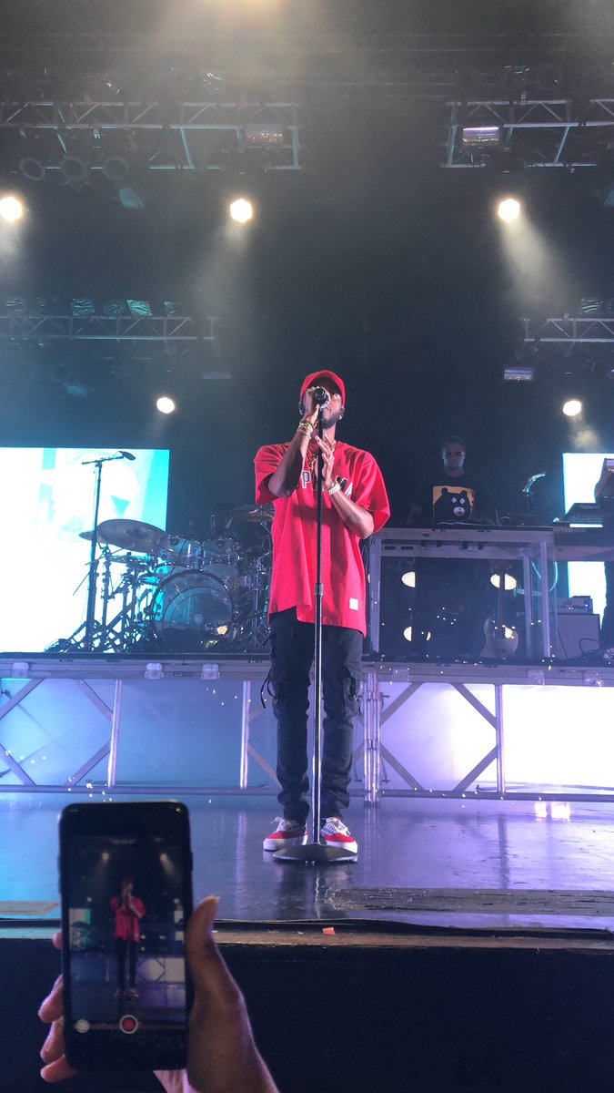 krivle_'s tweet photo. I had an AMAZING night thank you so much. 💕 #6lacktour #6lack #6lackorlando #HardRock https://t.co/wzHjNvR7Qi