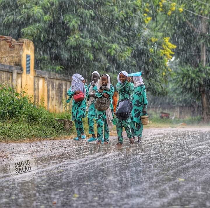 سمحة وسمرية