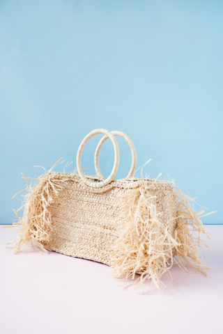 notablySmitten's tweet image. We love that @indego_africa is a non-profit that pairs a NYC-based design team with female artisans in #Rwanda and #Ghana to create stylish and expertly crafted goods. #notablySmitten #indegoafrica #sustainablefashion notablysmitten.com/blog/2018/1/21…