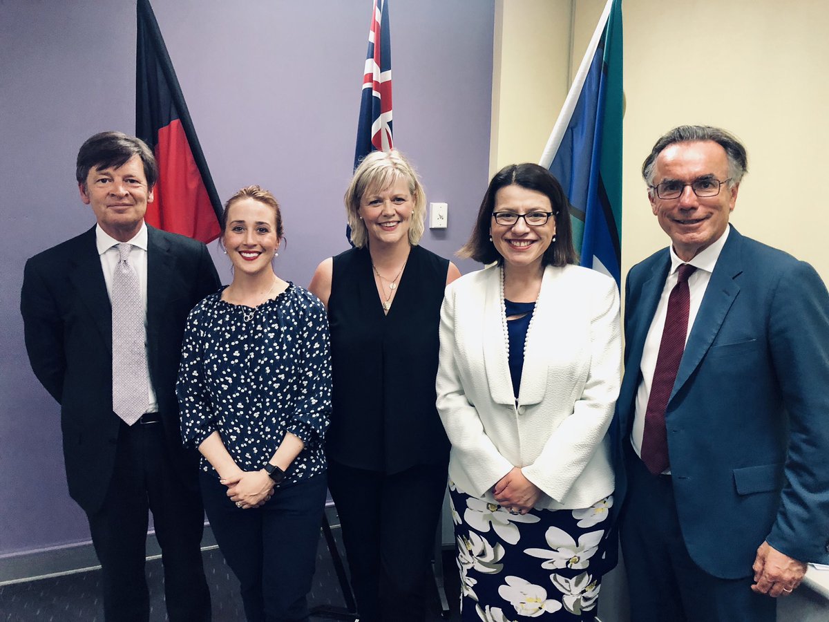 We look forward to working together with @JennyMikakos @LukeDonnellan @GabbyWilliamsMP to continue revolutionising child and family services to support all Victorian children and families #voteforchildren #springst