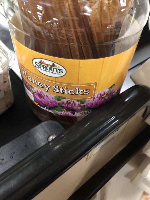Only in Hollywood would they sell honey while bees are going extinct :) https://t.co/6UEmw8t0GB