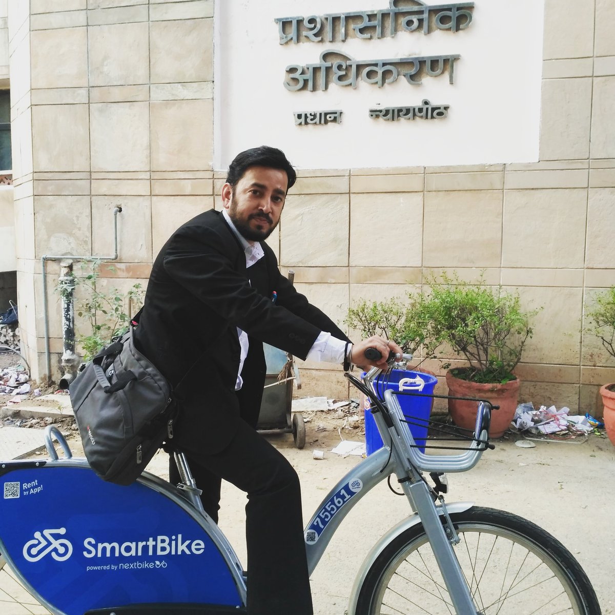 advsumitsingh's tweet photo. Being ex @Genpact employee, I learned there initiative of #Gogreen and #saveenvironmenttosavelives #lawyers #bicycle @Genpact_Cares #genpact . #SwachhBharat #pollution #CentralAdministrationTribunal #nationalgreenTribunal #HighCourt #DelhiHighCourt https://t.co/ROM3xUkjOV