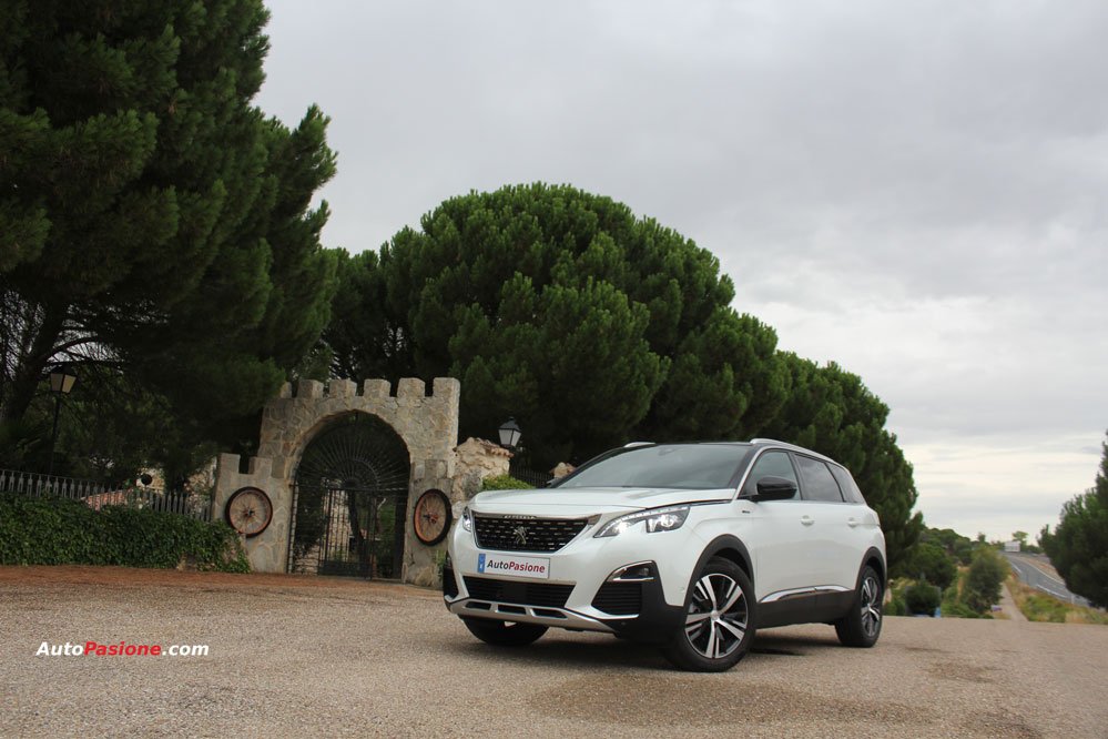 autopasione's tweet photo. Probamos el #SUV familiar definitivo en #garajeautopasione @PeugeotES #peugeot @clubpeugeot_es #Coches #cars #carsofinstagram #carswithoutlimits #testcars @JALeonCapitan https://t.co/tM4CztjOZq https://t.co/9gu12g48xf
