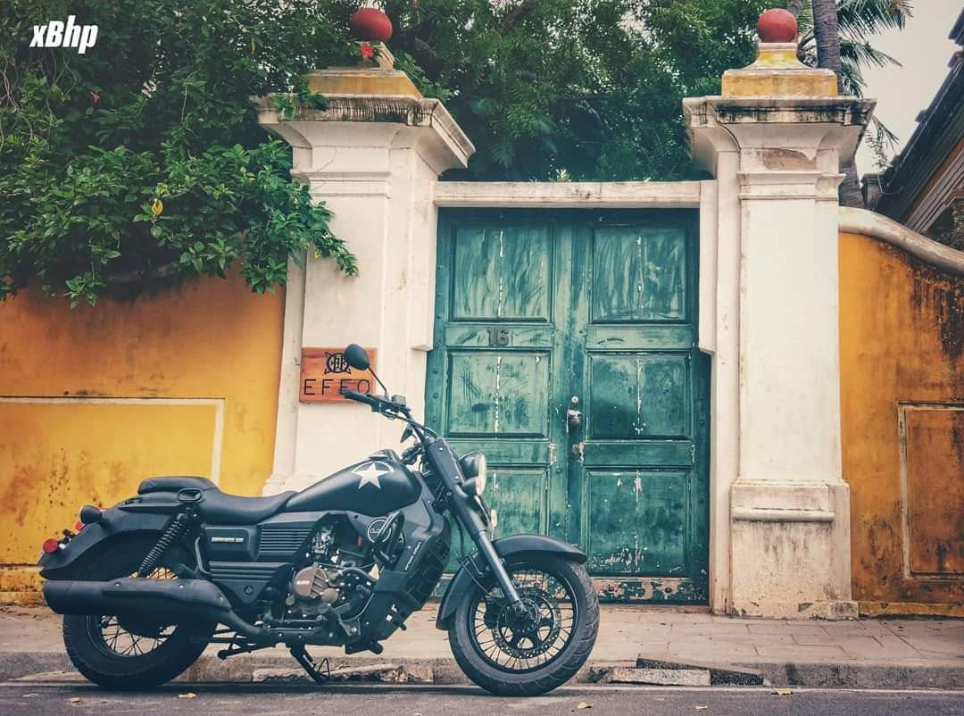 xBhp's tweet photo. We rode the new Carb UM Renegade Commando to Puducheery from Chennai, and witnessed the French legacy in its beautiful french quarters! this coastal get away was blissful with smooth power delivery and the comfortable seating of the bike. 
 
#RideTheDifference @UMMotorcycles https://t.co/QITWteXIbP